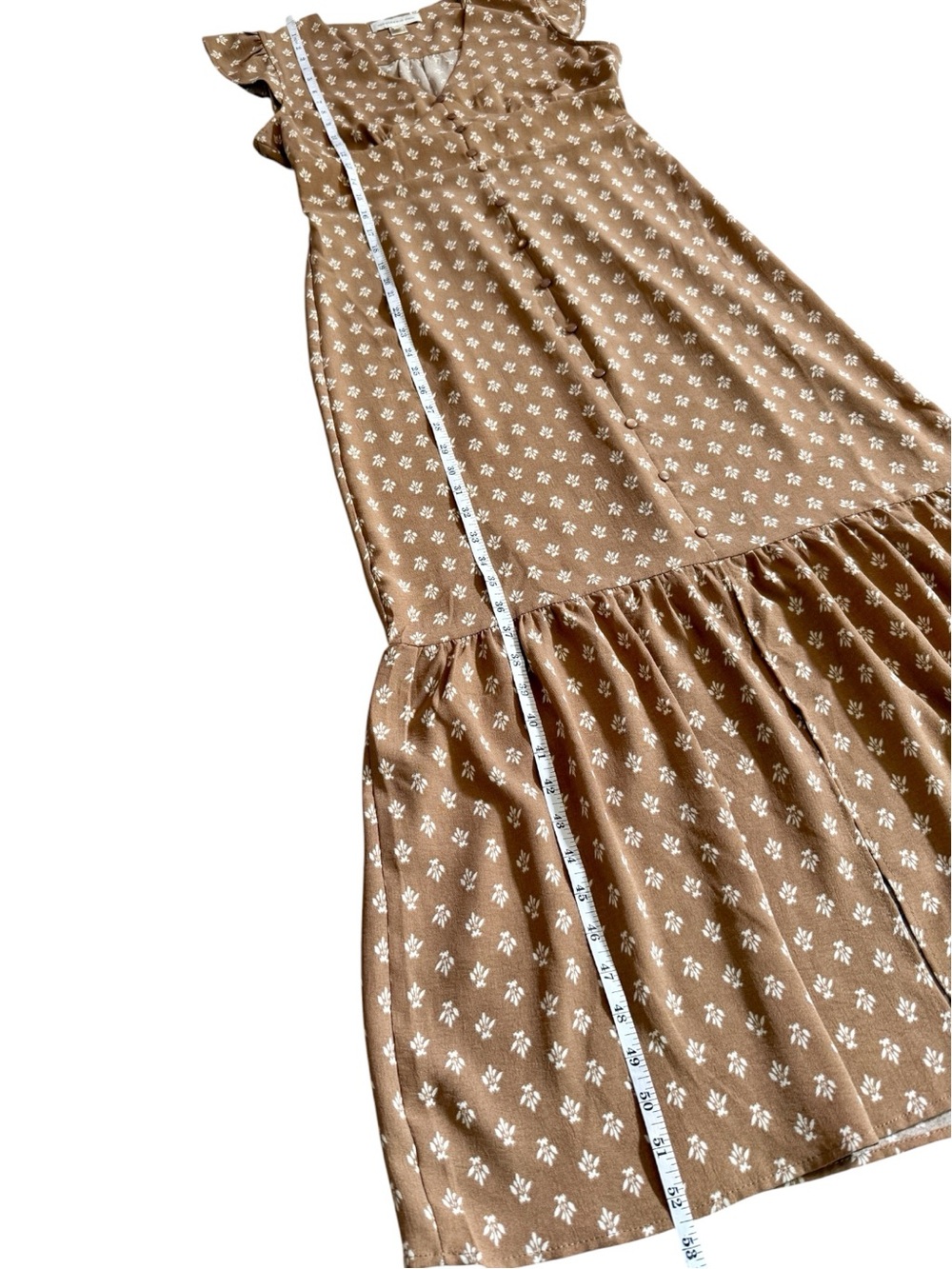 Monteau V-Neck Flutter Sleeves Tan Floral Patterned Maxi Dress Size L Like New - Picture 8 of 11